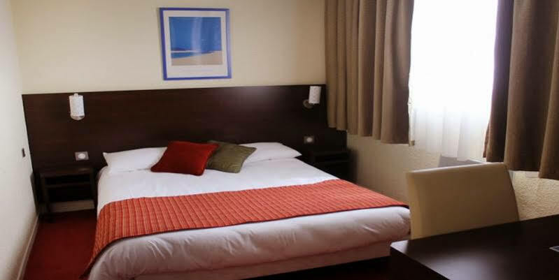 The Originals City, Hotel Paris Sud, Orly-درافايْ المظهر الخارجي الصورة